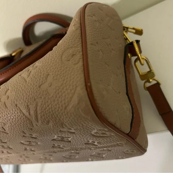 Fashion Designer Inspired Brown Beige Tan Handbag - Picture 11 of 13